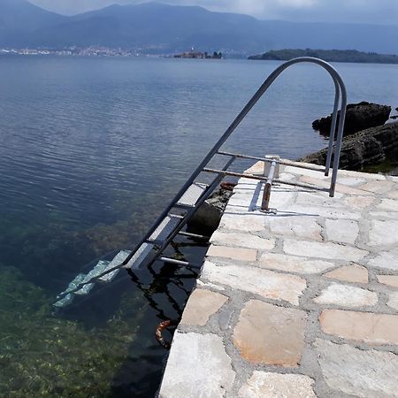 Holiday Home Brinic Tivat Extérieur photo