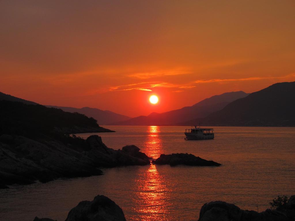 Holiday Home Brinic Tivat Chambre photo