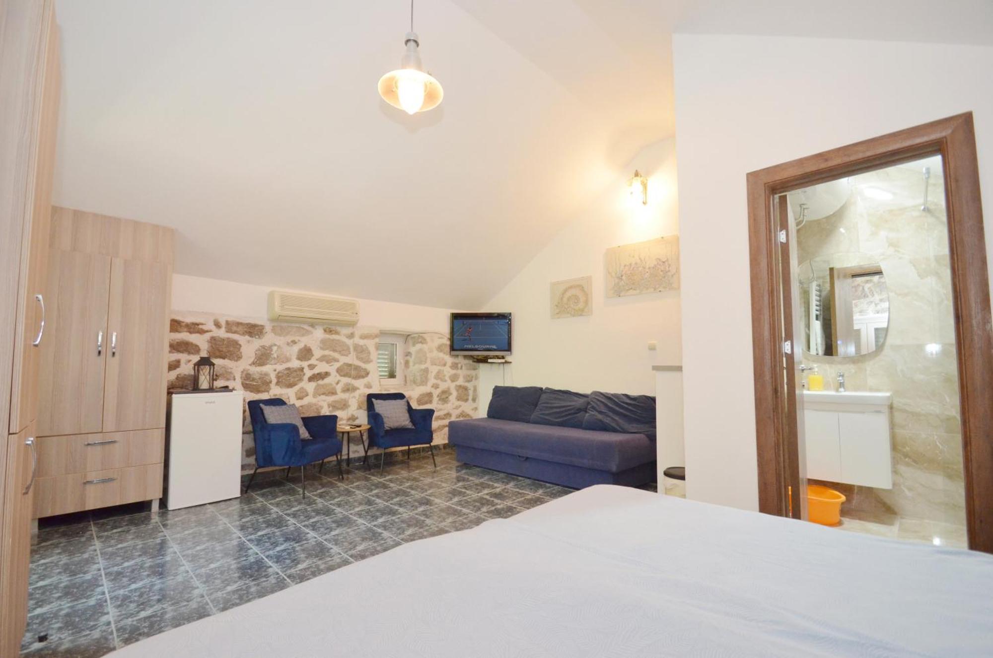 Holiday Home Brinic Tivat Extérieur photo